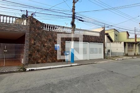 Casa à venda com 300m², 3 quartos e 3 vagasFachada