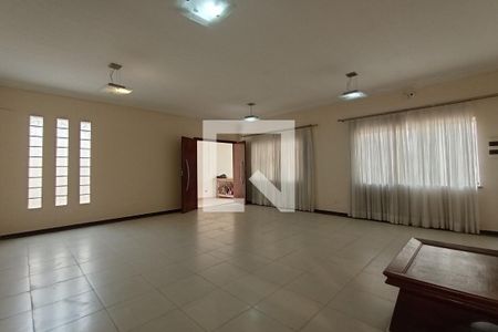 Casa à venda com 300m², 3 quartos e 3 vagasSala de Estar