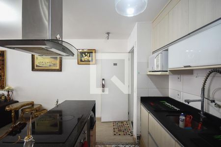 Apartamento à venda com 74m², 2 quartos e 2 vagasCozinha