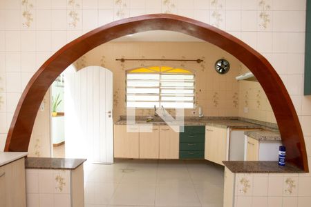 Casa à venda com 200m², 3 quartos e 4 vagas Casa à venda com 200m², 3 quartos e 4 vagasCozinha