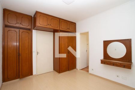 Suíte de casa à venda com 3 quartos, 200m² em Vila Rosália, Guarulhos