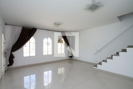 Sala de casa à venda com 3 quartos, 200m² em Vila Rosália, Guarulhos