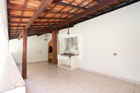 Casa à venda com 200m², 3 quartos e 4 vagas Casa à venda com 200m², 3 quartos e 4 vagasÁrea de lazer