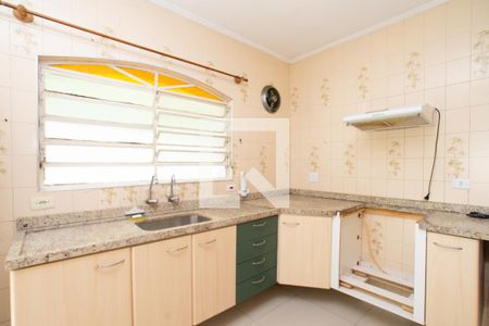 Casa à venda com 200m², 3 quartos e 4 vagas Casa à venda com 200m², 3 quartos e 4 vagasCozinha