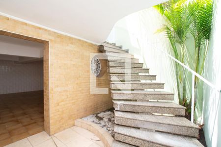 Casa à venda com 200m², 3 quartos e 4 vagas Casa à venda com 200m², 3 quartos e 4 vagasEntrada