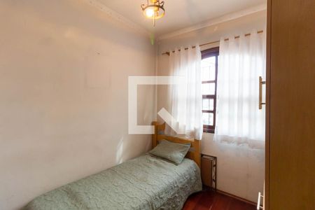 Casa à venda com 120m², 3 quartos e 2 vagasQuarto 3