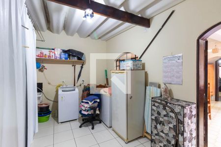 Casa à venda com 120m², 3 quartos e 2 vagasÁrea de serviço