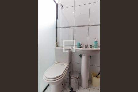 Casa à venda com 120m², 3 quartos e 2 vagasBanheiro 2