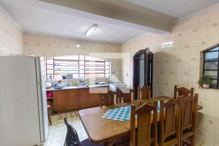 Casa à venda com 120m², 3 quartos e 2 vagasCozinha