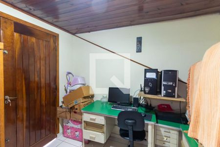 Casa à venda com 120m², 3 quartos e 2 vagasQuarto de Serviço