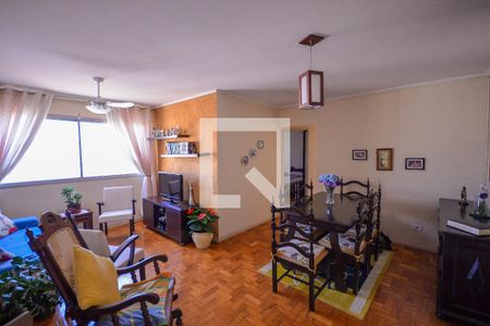 Apartamento à venda com 74m², 2 quartos e 1 vaga Apartamento à venda com 74m², 2 quartos e 1 vagaSala