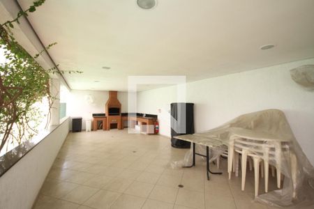 Apartamento à venda com 74m², 2 quartos e 1 vaga Apartamento à venda com 74m², 2 quartos e 1 vagaÁrea comum - Churrasqueira