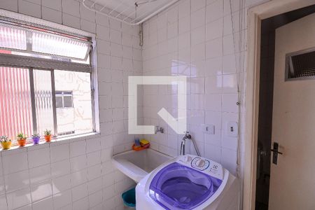 Apartamento à venda com 74m², 2 quartos e 1 vaga Apartamento à venda com 74m², 2 quartos e 1 vagaArea de Serviço