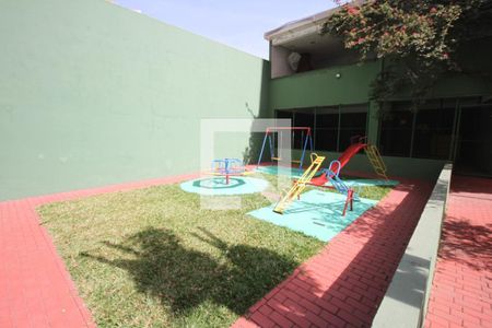 Apartamento à venda com 74m², 2 quartos e 1 vaga Apartamento à venda com 74m², 2 quartos e 1 vagaÁrea Comum - Playground