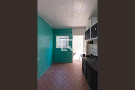 Cozinha de casa de condomínio para alugar com 2 quartos, 30m² em Chácara Inglesa, São Paulo