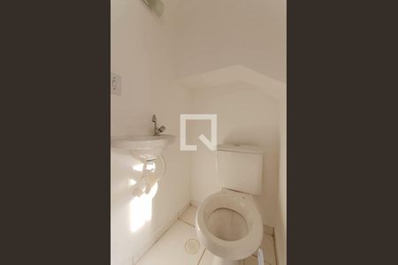 Lavabo de casa para alugar com 2 quartos, 52m² em Vila Ré, São Paulo