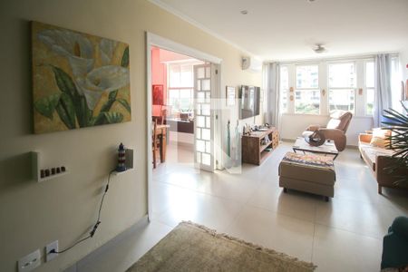 Apartamento para alugar com 120m², 3 quartos e 1 vaga Apartamento para alugar com 120m², 3 quartos e 1 vagaSala