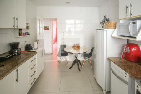 Apartamento para alugar com 120m², 3 quartos e 1 vaga Apartamento para alugar com 120m², 3 quartos e 1 vagaCozinha