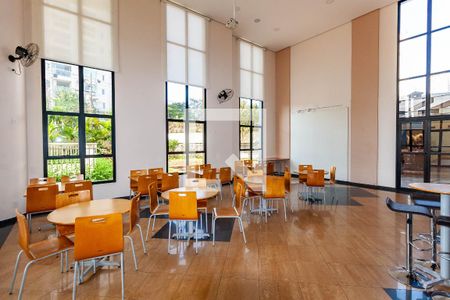 Apartamento à venda com 90m², 3 quartos e 2 vagasÁrea comum - Salão de festas