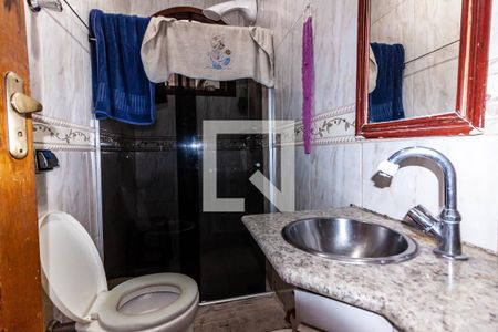 Casa à venda com 180m², 3 quartos e 3 vagasBanheiro social