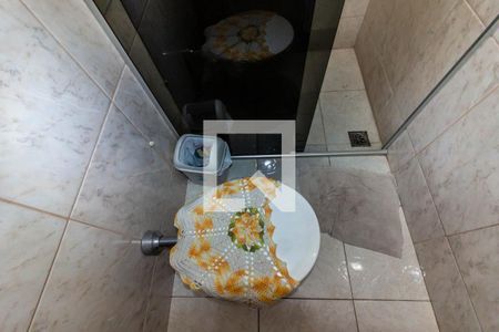 Casa à venda com 180m², 3 quartos e 3 vagasBanheiro social