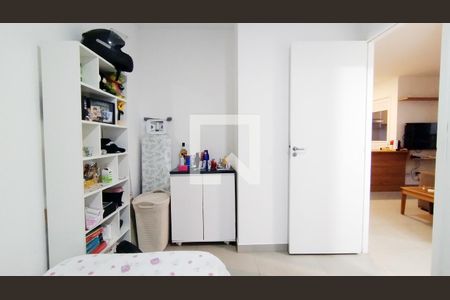 Quarto 1 de apartamento para alugar com 2 quartos, 55m² em Vila Osasco, Osasco
