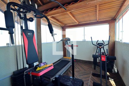 Casa à venda com 260m², 4 quartos e 8 vagasAcademia