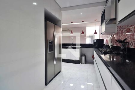 Casa à venda com 260m², 4 quartos e 8 vagasCozinha