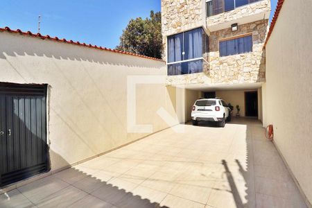 Casa à venda com 260m², 4 quartos e 8 vagasGaragem