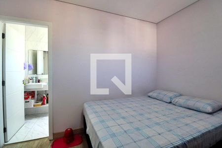 Casa à venda com 260m², 4 quartos e 8 vagasSuíte 2 - Quarto