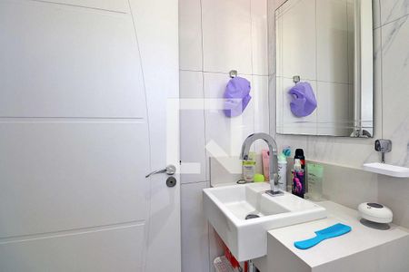 Casa à venda com 260m², 4 quartos e 8 vagasSuíte 2 - Banheiro