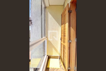 Casa à venda com 260m², 4 quartos e 8 vagasSuíte 1 - Sacada