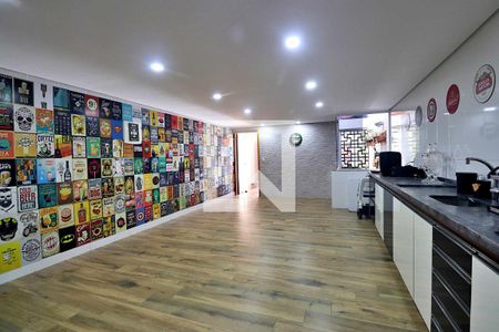 Casa à venda com 260m², 4 quartos e 8 vagasSalao de Festa