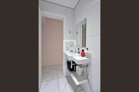 Casa à venda com 260m², 4 quartos e 8 vagasBanheiro Social 2