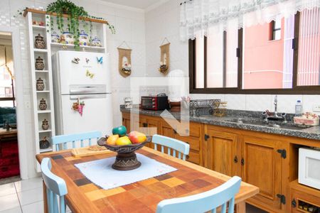 Apartamento à venda com 205m², 4 quartos e 3 vagasCozinha