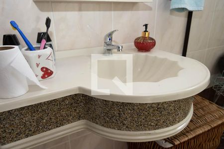 Apartamento à venda com 205m², 4 quartos e 3 vagasBanheiro