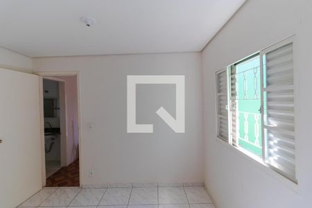 Casa à venda com 200m², 2 quartos e 3 vagas Casa à venda com 200m², 2 quartos e 3 vagasQuarto 01