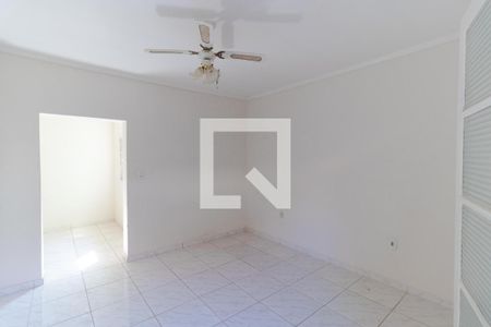 Casa à venda com 200m², 2 quartos e 3 vagas Casa à venda com 200m², 2 quartos e 3 vagasQuarto 01