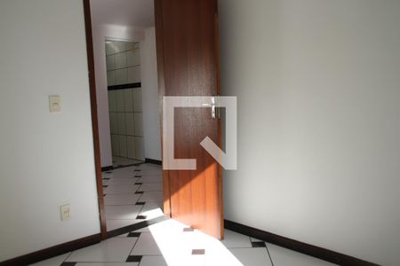 quarto 1 de apartamento para alugar com 2 quartos, 40m² em Vila Carmosina, São Paulo