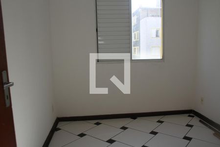 quarto 1 de apartamento para alugar com 2 quartos, 40m² em Vila Carmosina, São Paulo