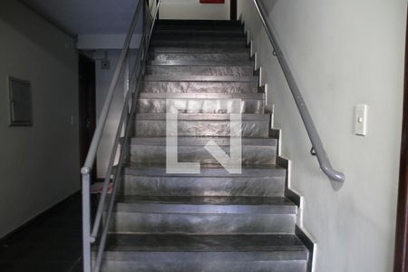 Apartamento para alugar com 40m², 2 quartos e 1 vagaEscada