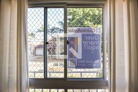 Apartamento à venda com 51m², 2 quartos e 1 vagaPlaquinha Instalada na janela da sala