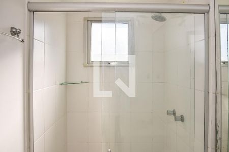 Banheiro da Suíte de apartamento à venda com 2 quartos, 51m² em Jardim Itu Sabará, Porto Alegre