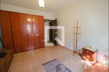 Casa à venda com 384m², 5 quartos e 4 vagasQuarto 2