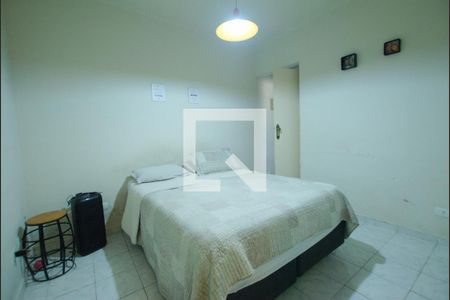 Casa à venda com 384m², 5 quartos e 4 vagasQuarto - Casa 02