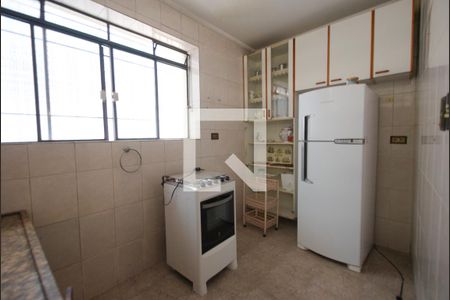 Casa à venda com 384m², 5 quartos e 4 vagasCozinha