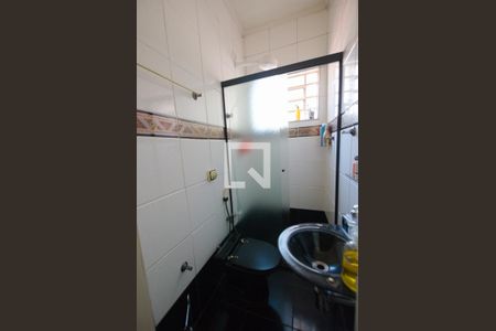 Casa à venda com 384m², 5 quartos e 4 vagasQuarto/Suíte- Casa 02