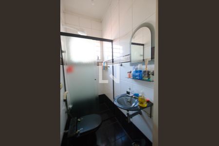 Casa à venda com 384m², 5 quartos e 4 vagasQuarto/Suíte- Casa 02