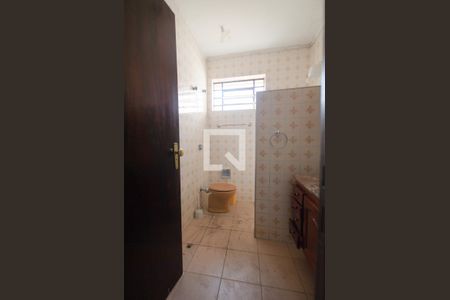 Casa à venda com 384m², 5 quartos e 4 vagasBanheiro