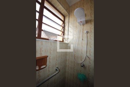 Casa à venda com 360m², 3 quartos e 3 vagasBanheiro do Quarto 2 (suíte)